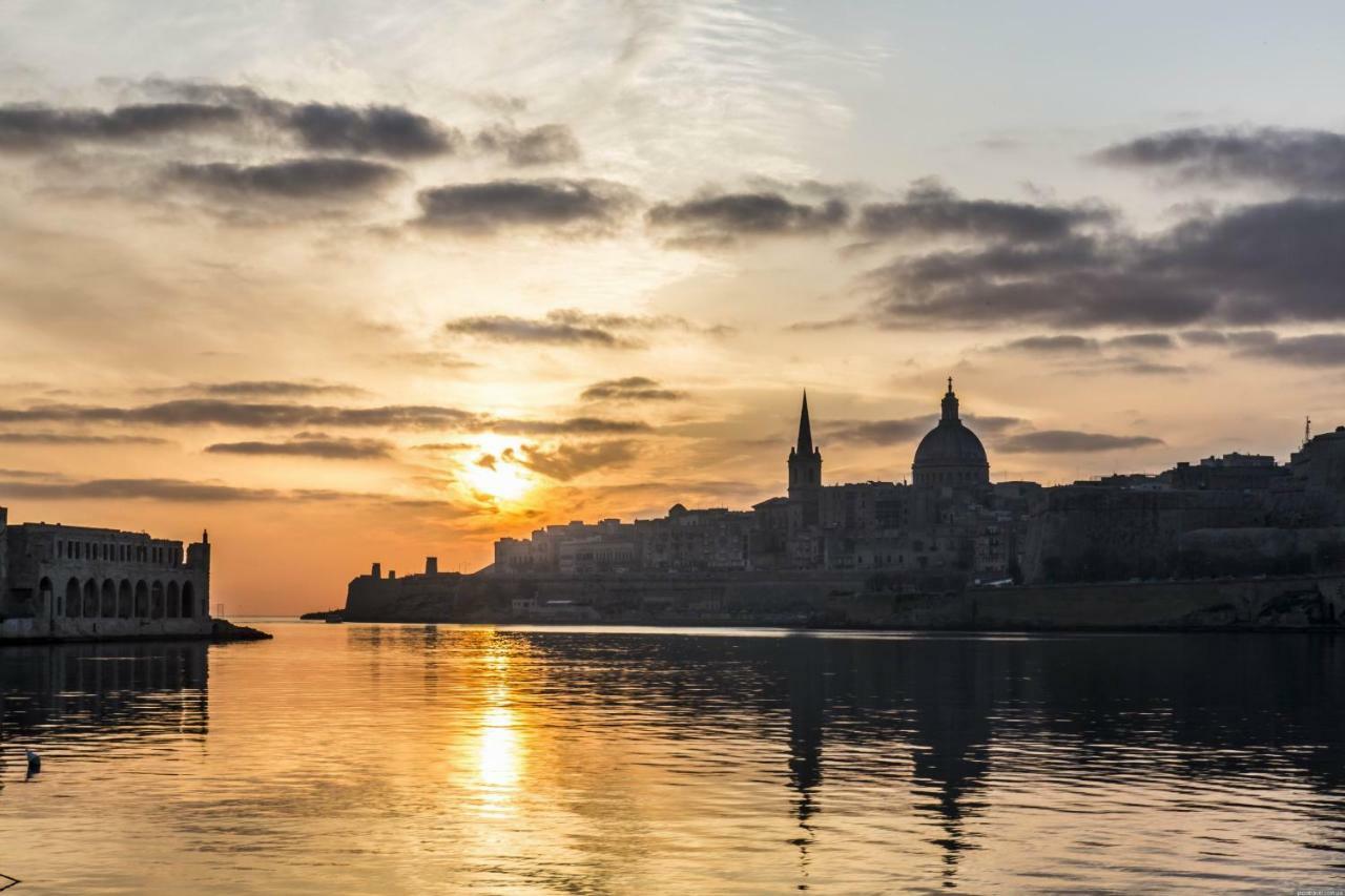 Magical Rooftop Penthouse Sliema Luaran gambar